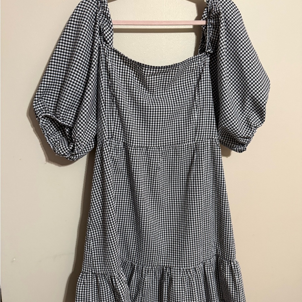 Forever 21 Gingham Black and White Dress